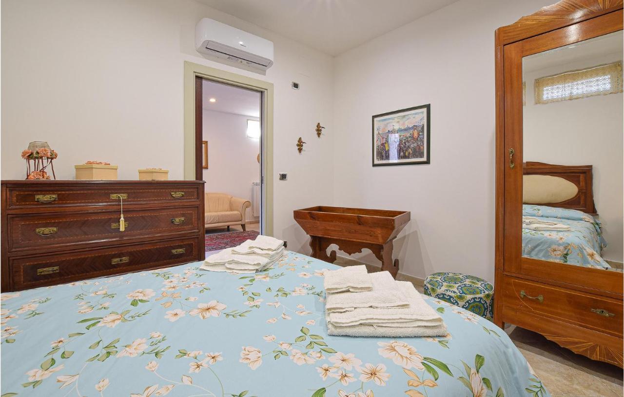 Appartement Stunning In With 3 Bedrooms And Wifi